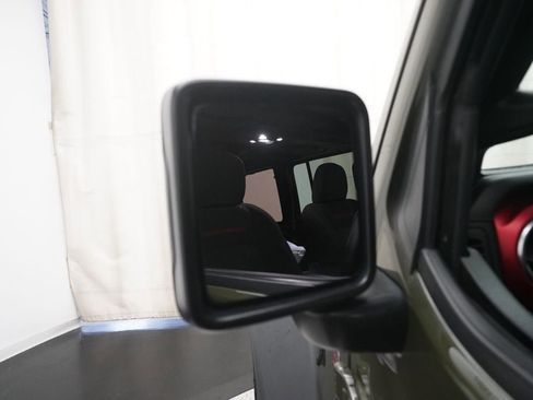 Used 2021 Jeep Wrangler Unlimited Rubicon w/ Cold Weather Group AWD/4WD image 24