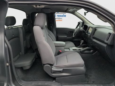 Used 2023 Nissan Frontier S w/ Technology Package image 18