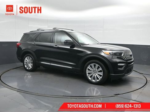Used 2020 Ford Explorer Limited w/ Class III Trailer Tow Package image 4