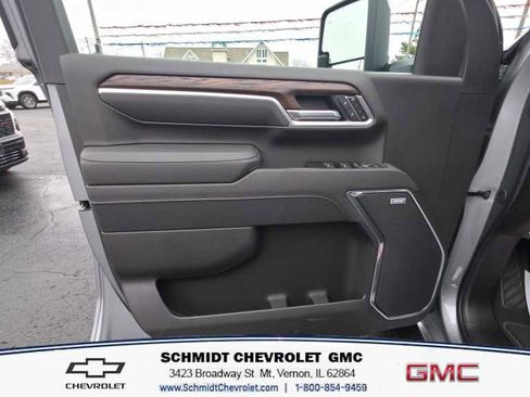 New 2026 GMC Sierra 2500 SLT w/ SLT Premium Package AWD/4WD image 11
