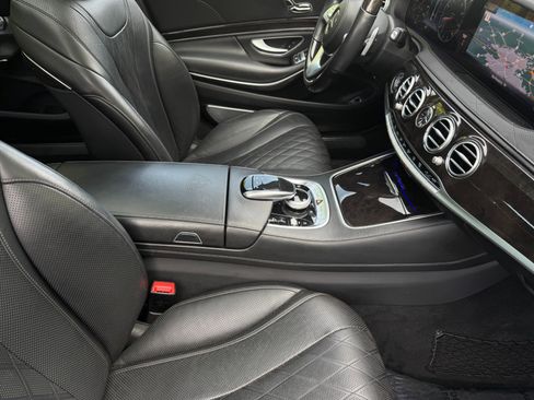 Used 2020 Mercedes-Benz Maybach S 650 image 23