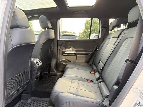 Certified 2026 Mercedes-Benz GLB 250 4MATIC image 19