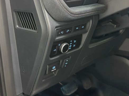 Used 2023 Ford F150 Lightning Lariat image 32