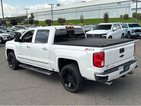 Used 2017 Chevrolet Silverado 1500 LTZ Z71 w/ LTZ Plus Package AWD/4WD image 14