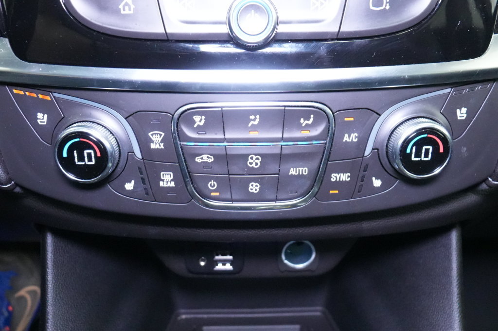 Used 2021 Chevrolet Traverse High Country AWD/4WD image 39