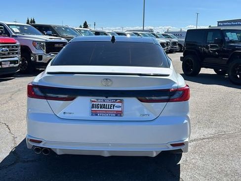 Used 2025 Toyota Camry XSE w/ Premium Package FWD image 4
