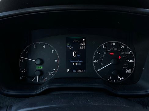 Used 2025 Toyota Corolla LE image 33