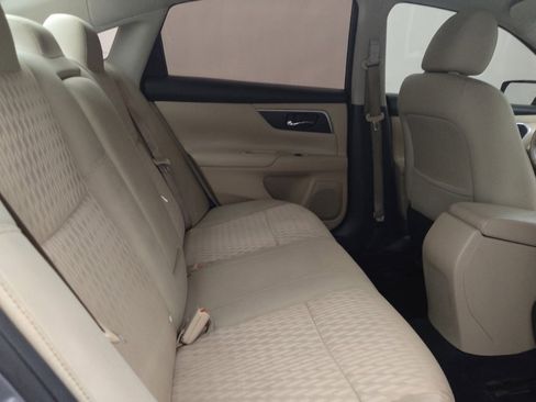 Used 2017 Nissan Altima 2.5 SV image 19