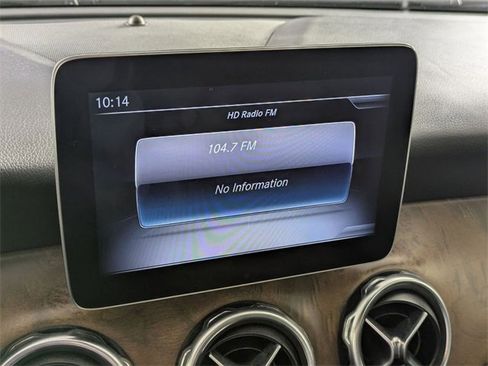 Used 2018 Mercedes-Benz GLA 250 GLA 250 image 22