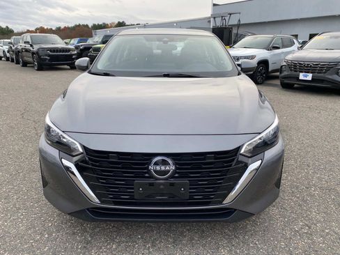 Used 2024 Nissan Sentra SV image 10