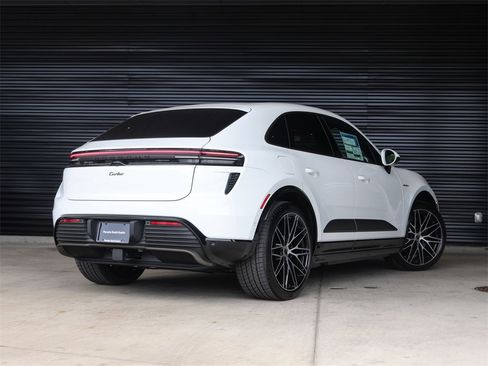 New 2025 Porsche Macan Turbo Electric image 7