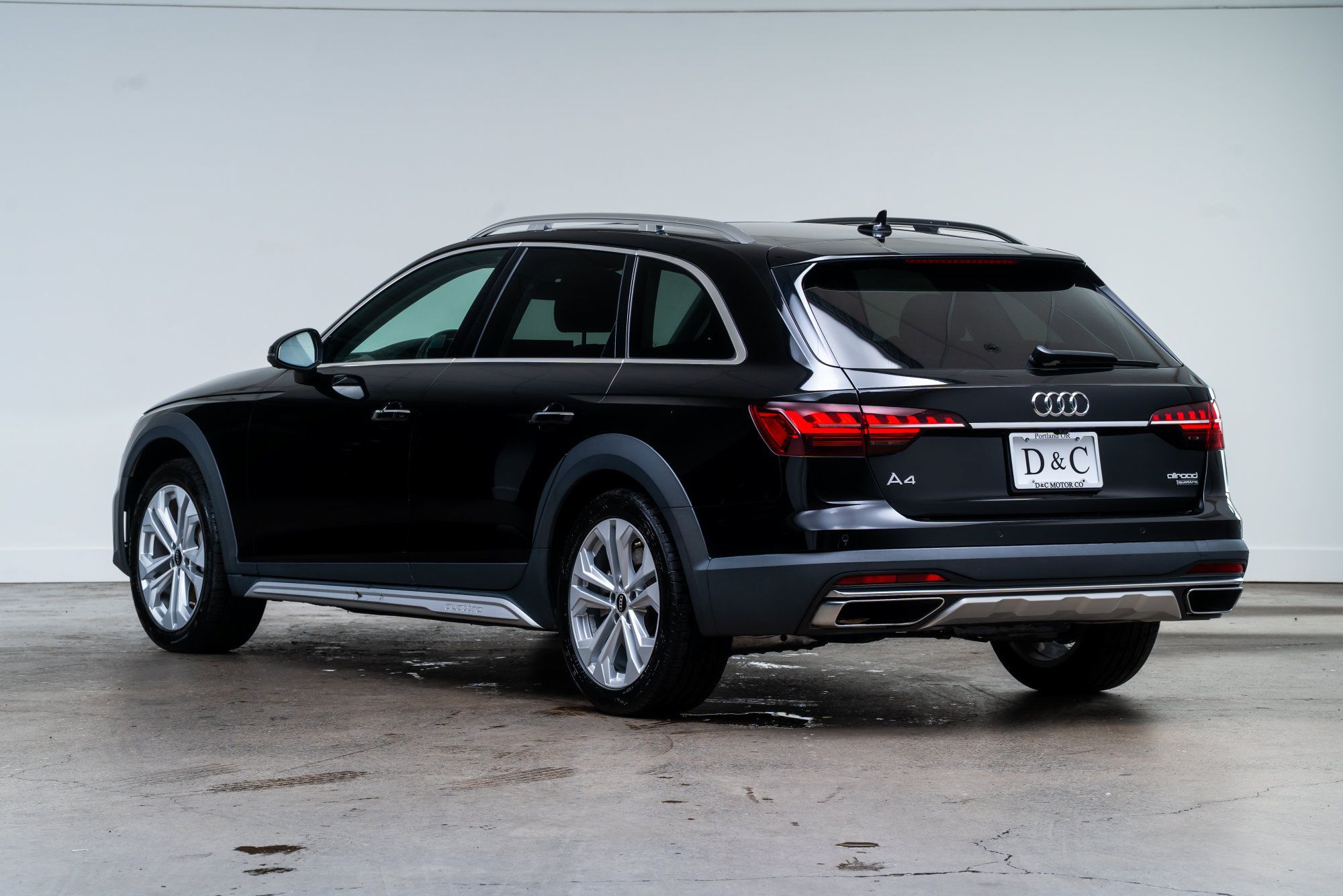 Used 2022 Audi A4 2.0T allroad Premium Plus AWD/4WD image 5
