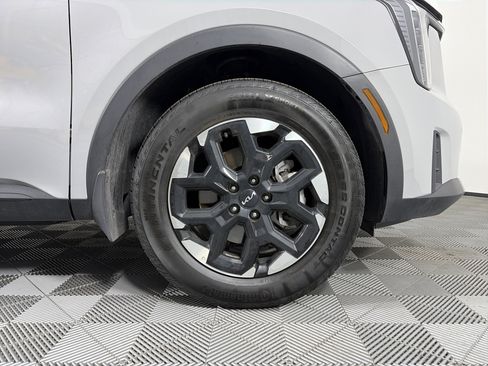 Used 2025 Kia Sorento S w/ Panoramic Sunroof Package image 46