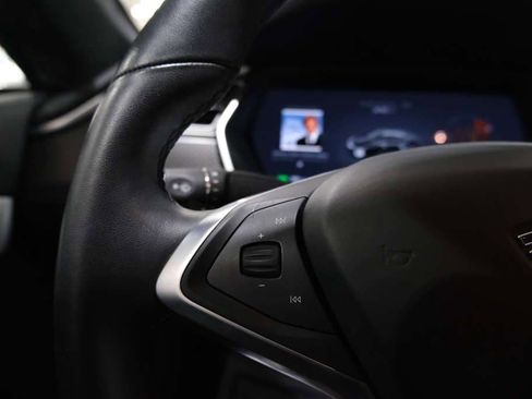 Used 2018 Tesla Model S 100D image 34