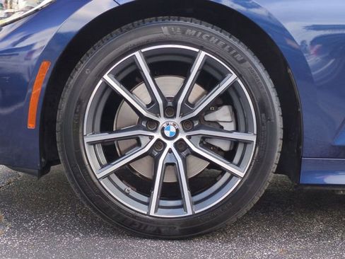 Used 2019 BMW 330i Sedan w/ Driving Assistance Package RWD image 32