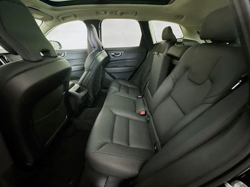 Used 2025 Volvo XC60 B5 Plus w/ Climate Package image 29