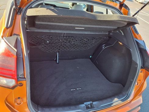 Used 2023 Nissan Kicks SR w/ SR Premium Package FWD image 26