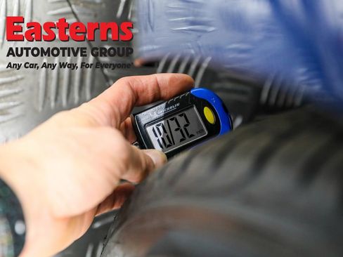 Used 2022 Audi e-tron GT Premium Plus w/ Performance Package image 29