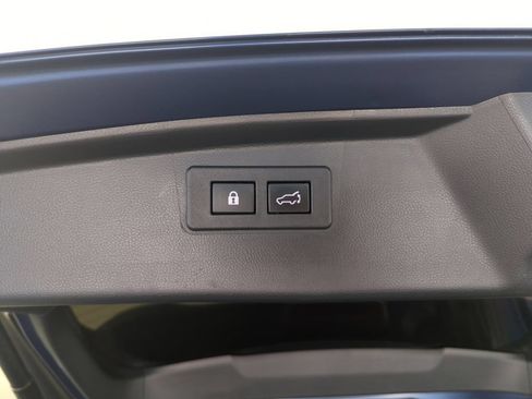 Used 2021 Subaru Outback Limited XT w/ Popular Package #2 AWD/4WD image 31