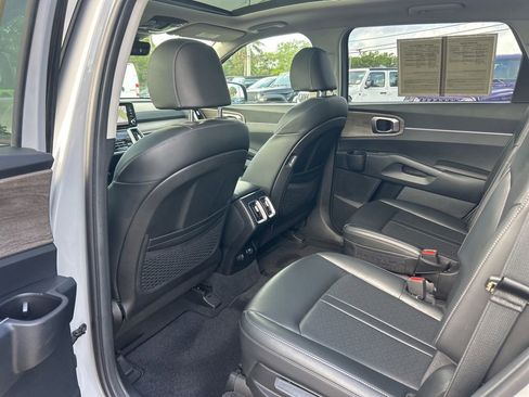 Used 2023 Kia Sorento X-Line EX image 35