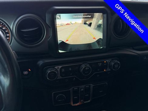 Used 2023 Jeep Gladiator Sport AWD/4WD image 8