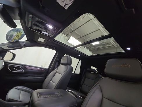 Certified 2023 Chevrolet Tahoe High Country AWD/4WD image 19