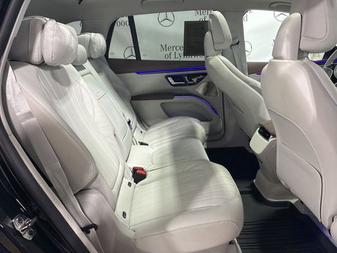 Used 2023 Mercedes-Benz EQS 580 4MATIC SUV image 27