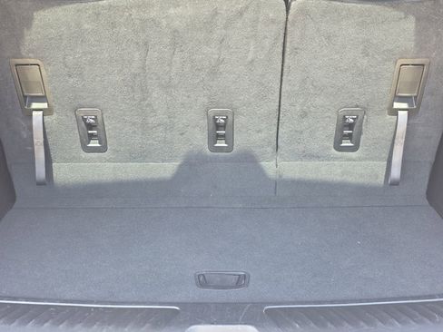 Used 2024 GMC Yukon SLT image 22