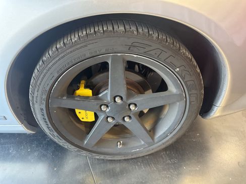 Used 2007 Chevrolet Corvette Coupe image 11