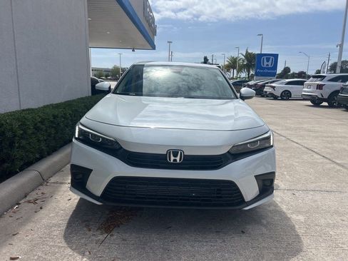 Used 2023 Honda Civic EX image 2
