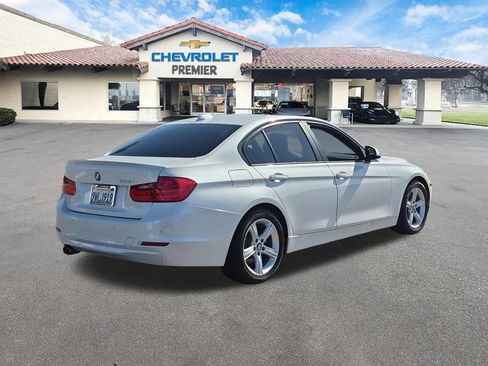 Used 2015 BMW 328i Sedan RWD image 8