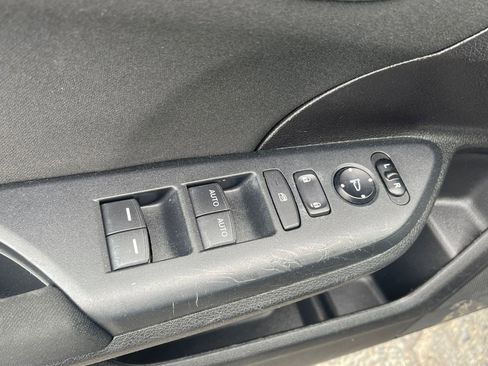 Used 2018 Honda Civic EX image 16