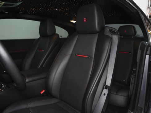 Used 2019 Rolls-Royce Wraith image 39