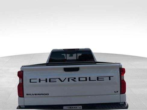 Used 2024 Chevrolet Silverado 1500 LT Trail Boss w/ Convenience Package II image 4