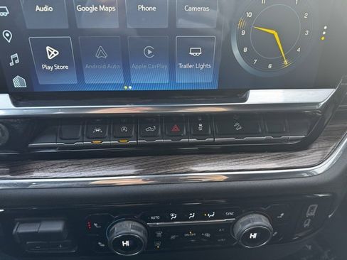 Used 2024 Chevrolet Silverado 1500 RST image 10