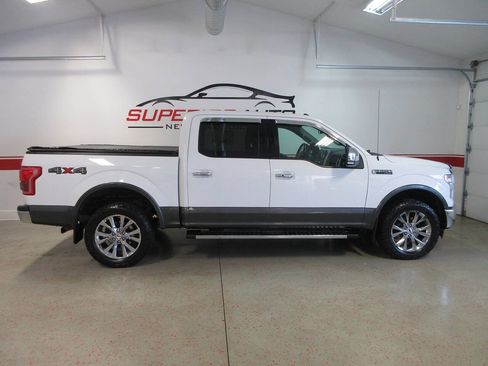 Used 2017 Ford F150 Lariat image 5