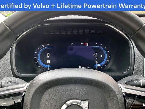 Used 2024 Volvo XC90 B5 Plus AWD/4WD image 31