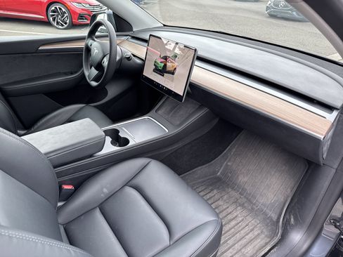 Used 2022 Tesla Model Y Performance AWD/4WD image 15