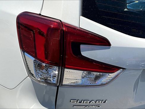 Used 2022 Subaru Forester AWD/4WD image 24