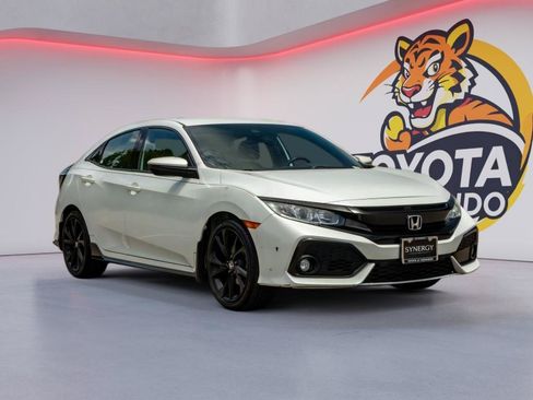 Used 2019 Honda Civic Sport image 3