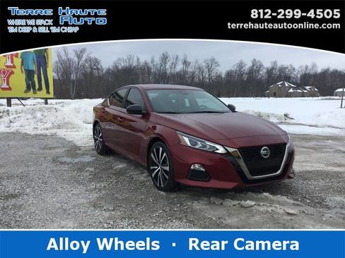 Used 2021 Nissan Altima 2.5 SR w/ SR Premium Package image 1