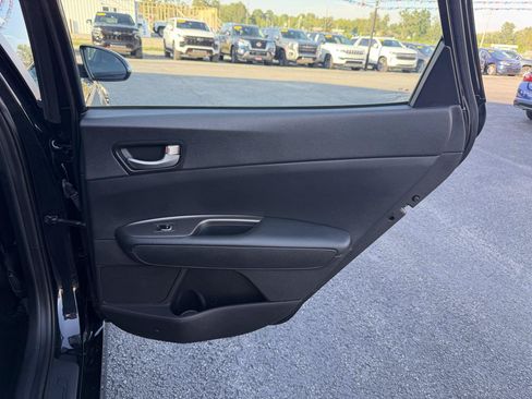 Used 2019 Kia Optima LX w/ LX 17" Wheel Package FWD image 17