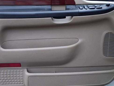 Used 2006 Ford F350 Lariat image 39