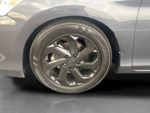 Used 2017 Honda Accord EX-L image 30