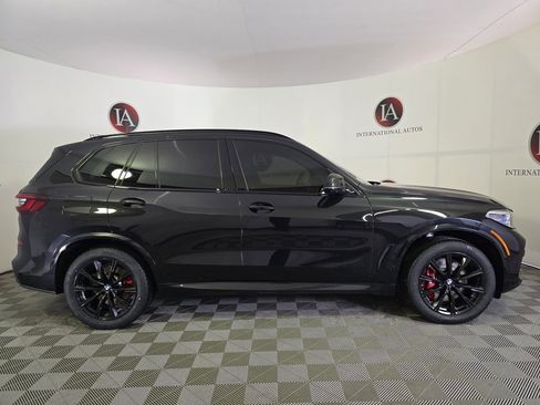 Certified 2023 BMW X5 M50i w/ Executive Package image 3