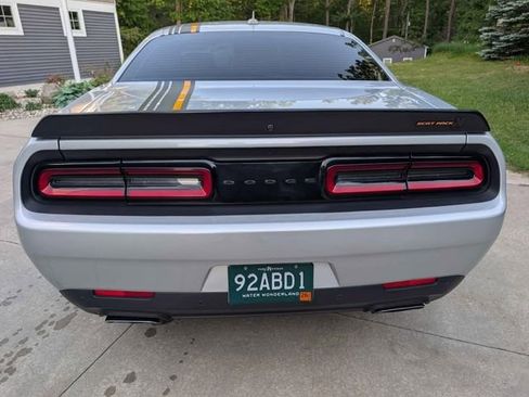 Used 2023 Dodge Challenger R/T Scat Pack RWD image 3