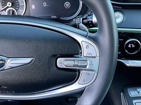 Used 2025 Genesis GV70 2.5T w/ Advanced Package image 24