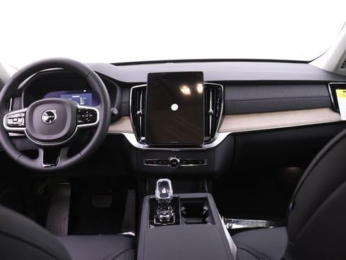 New 2026 Volvo XC90 B6 Core w/ Protection Package Premier AWD/4WD image 8