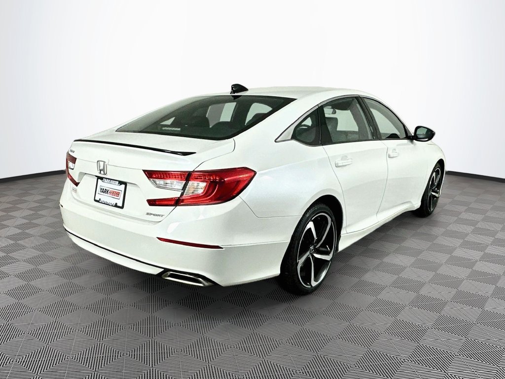 Used 2022 Honda Accord Sport image 11