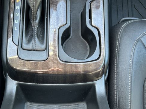 Used 2022 GMC Canyon Elevation image 37